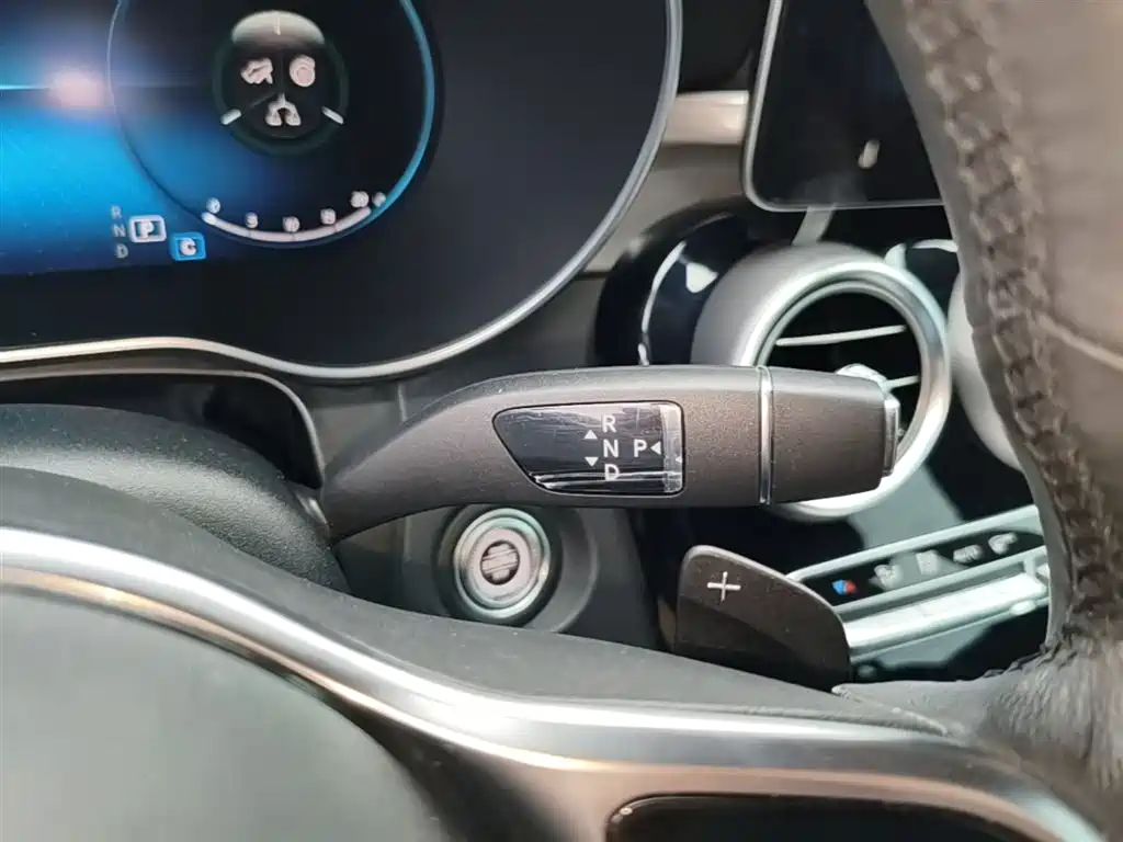 Mercedes-Benz GLC 2020 — фото 14