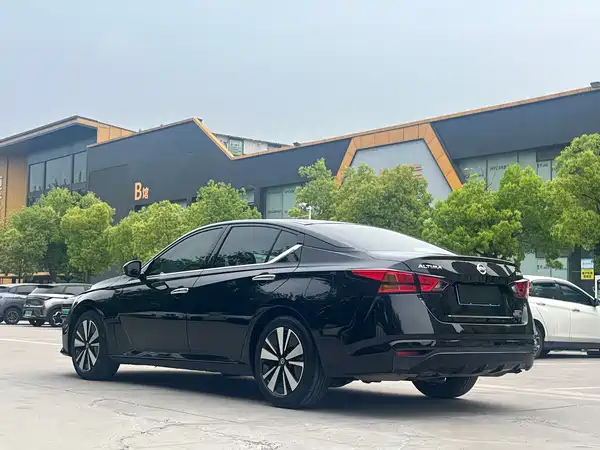 Nissan Teana 2021