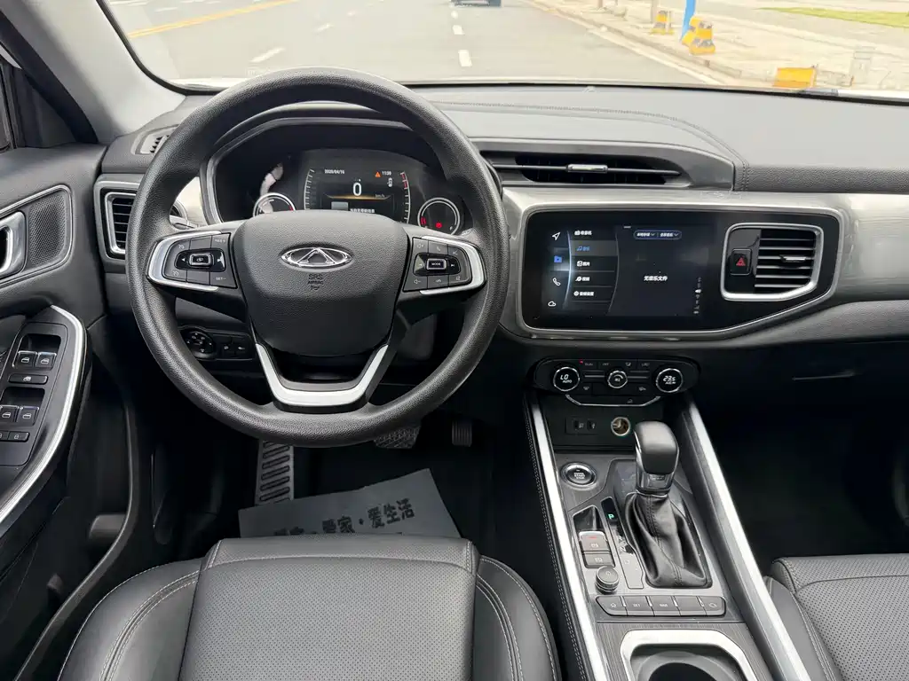 Chery Tiggo 8 2018 — фото 11