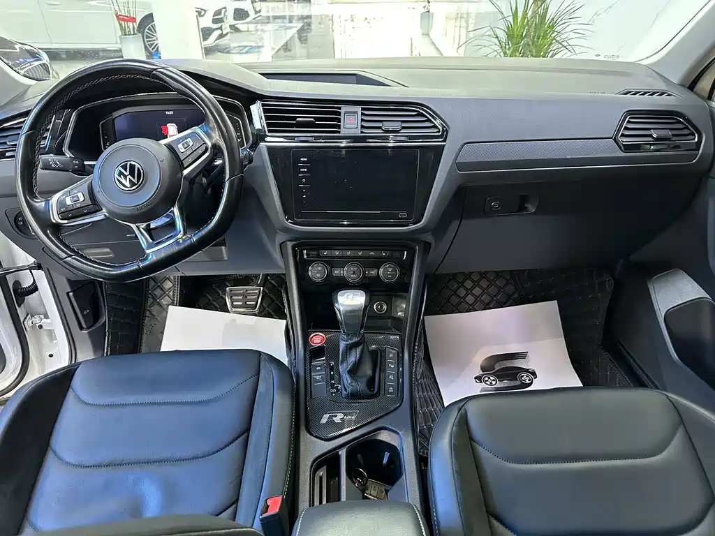 Volkswagen Tiguan L 2021 — фото 6