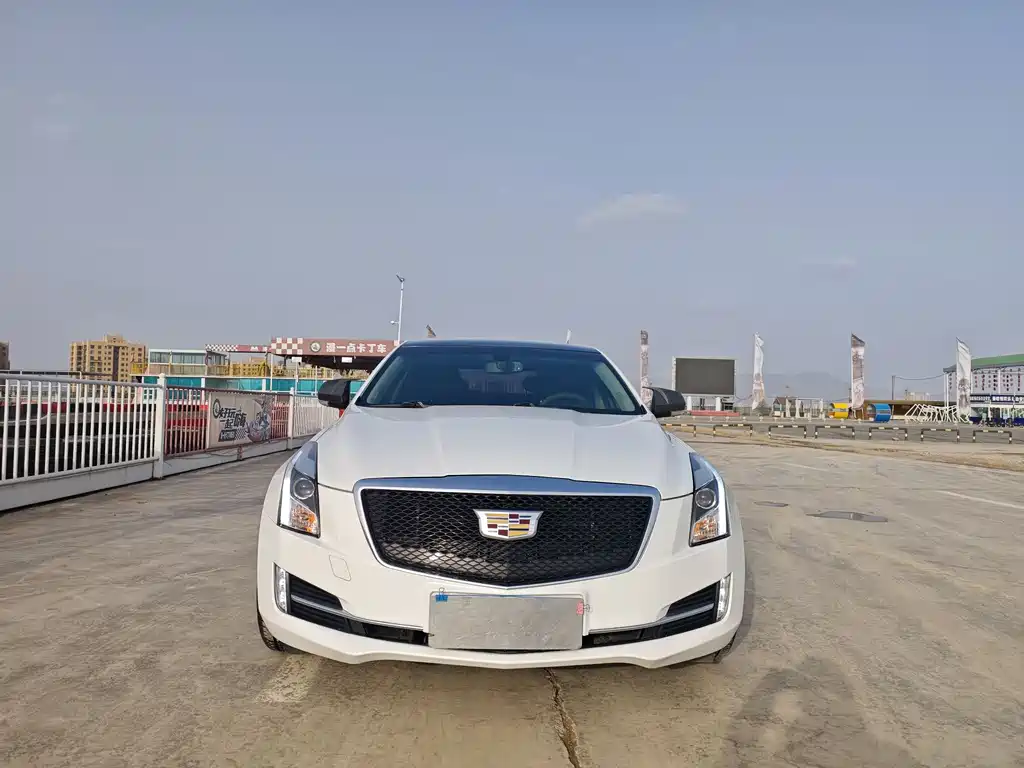 Cadillac ATS-L 2018 — фото 2