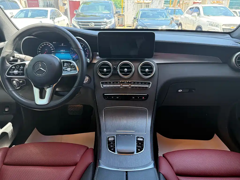 Mercedes-Benz GLC Coupe 2020 — фото 11