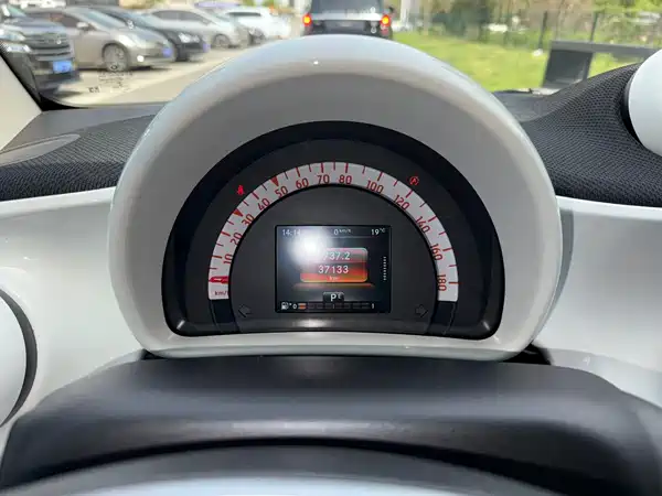 smart fortwo 2018