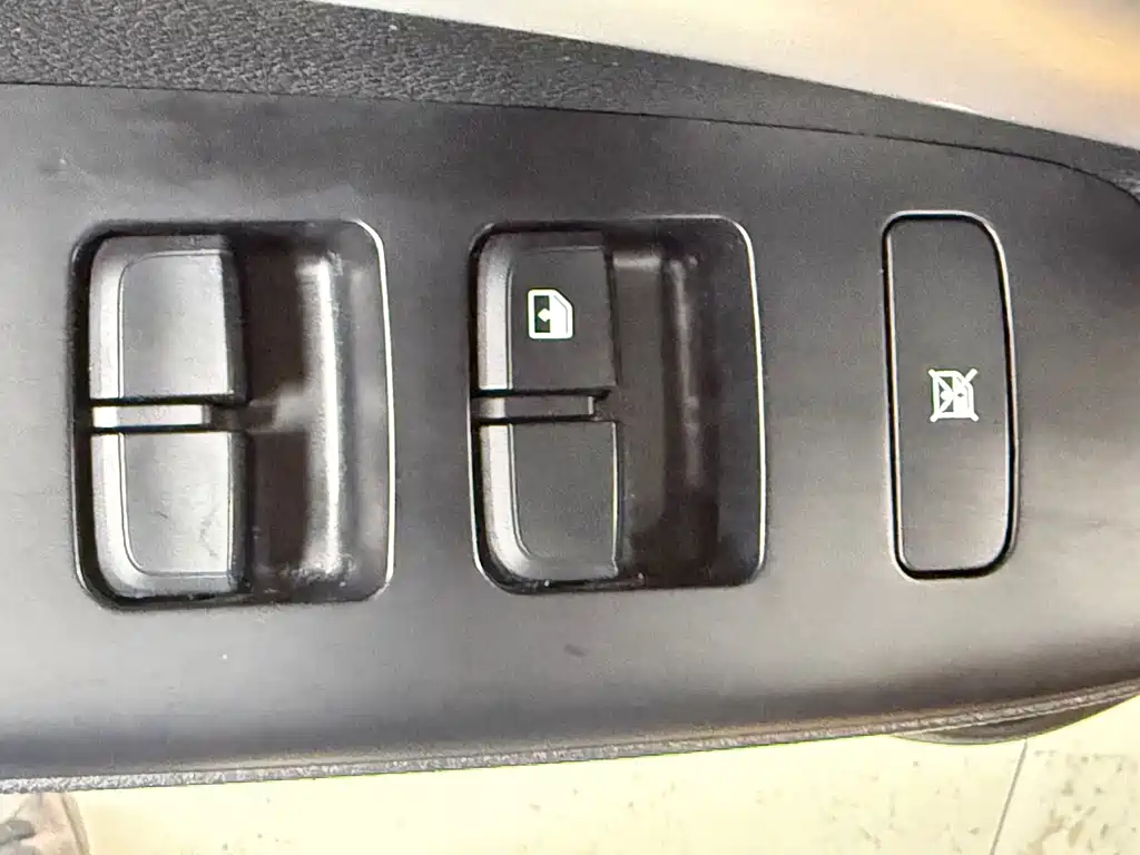 Kia KX1 2022 — фото 16