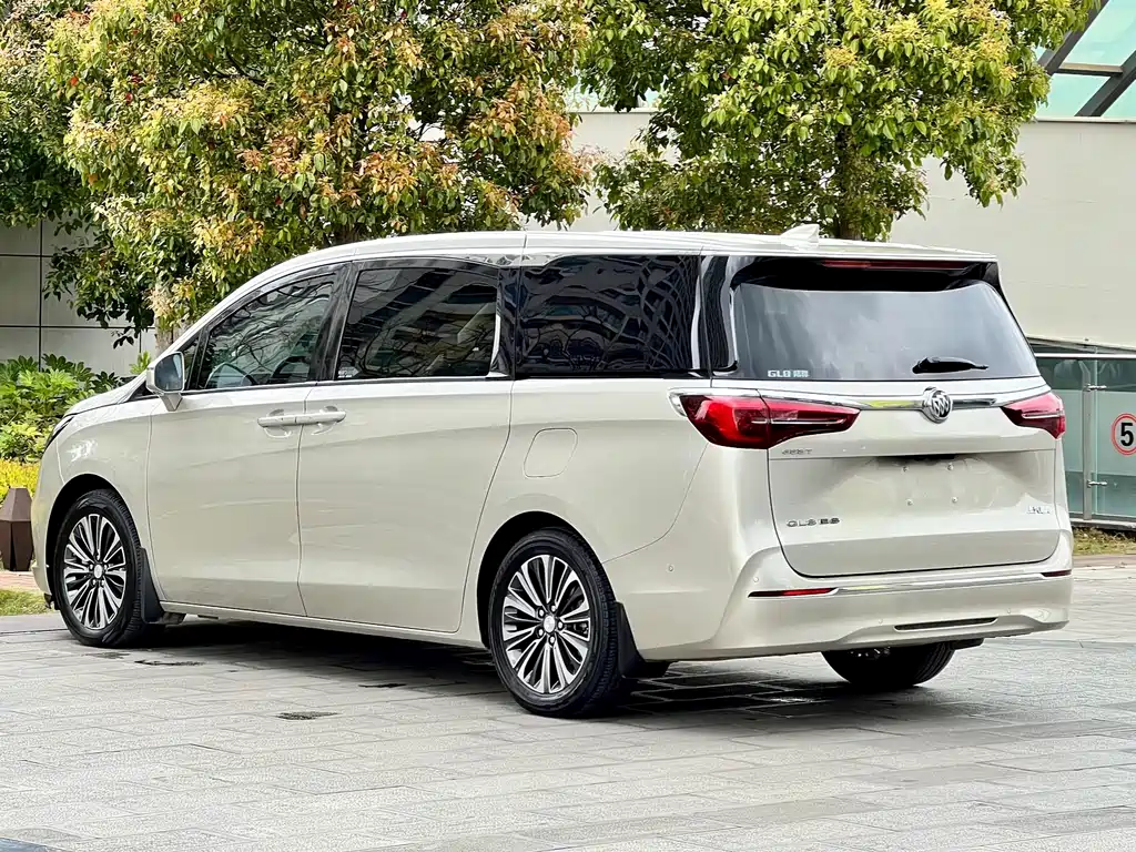 Buick GL8 2021
