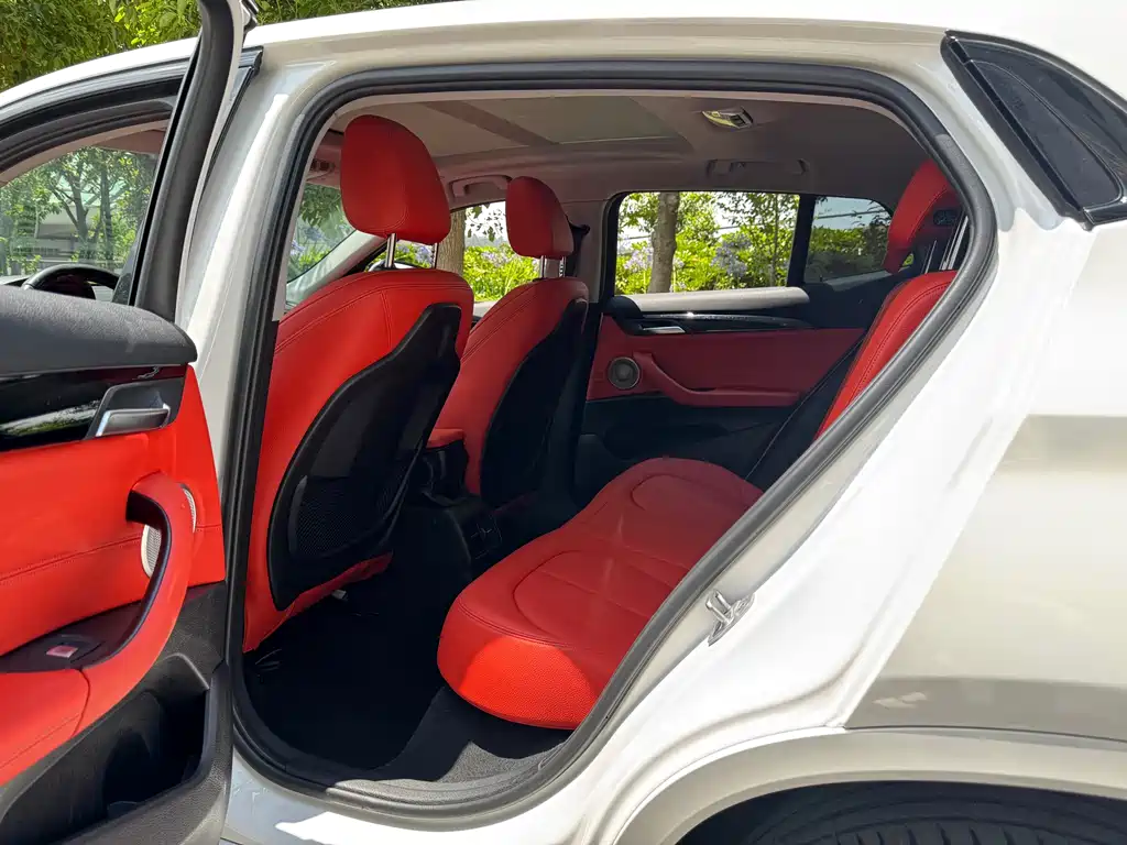 BMW X2 2023 — фото 18