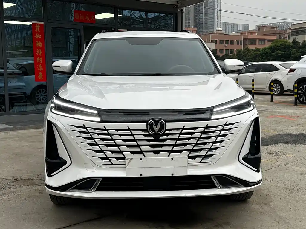 Changan CS75 PLUS 2023 — фото 3