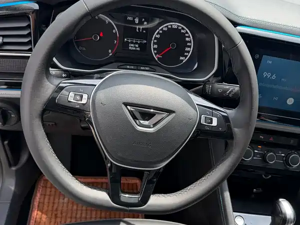 Jetta VS5 2022