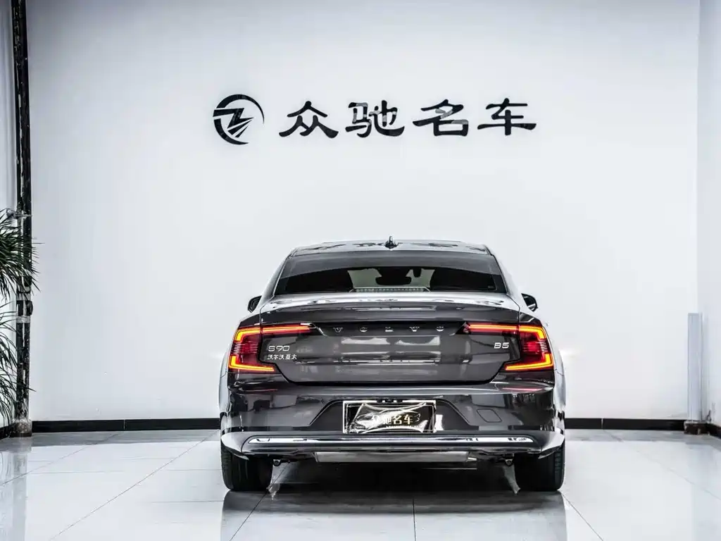 Volvo S90 2023 — фото 11