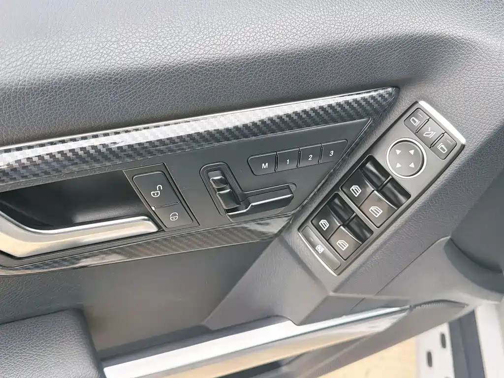 Mercedes-Benz GLK-Class 2012 — фото 10