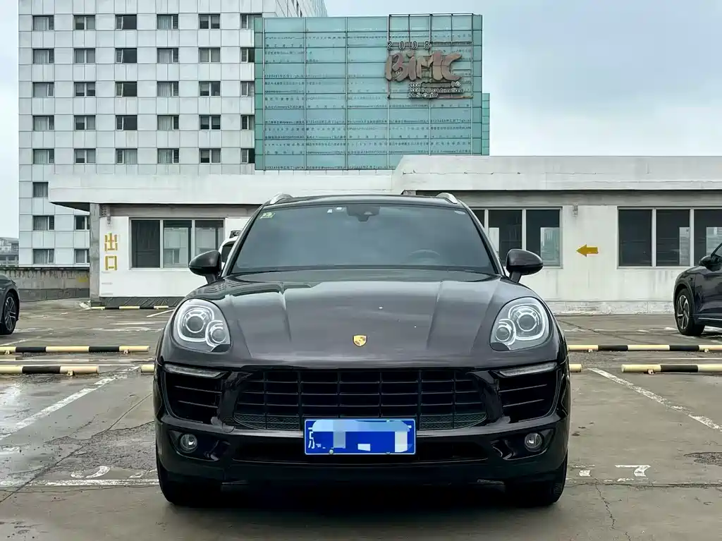 Porsche Macan 2016