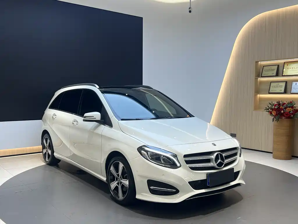 Mercedes-Benz B-Class 2018 — фото 3