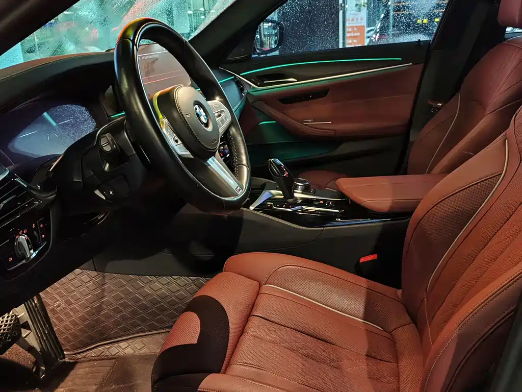 BMW 5 Series 2023