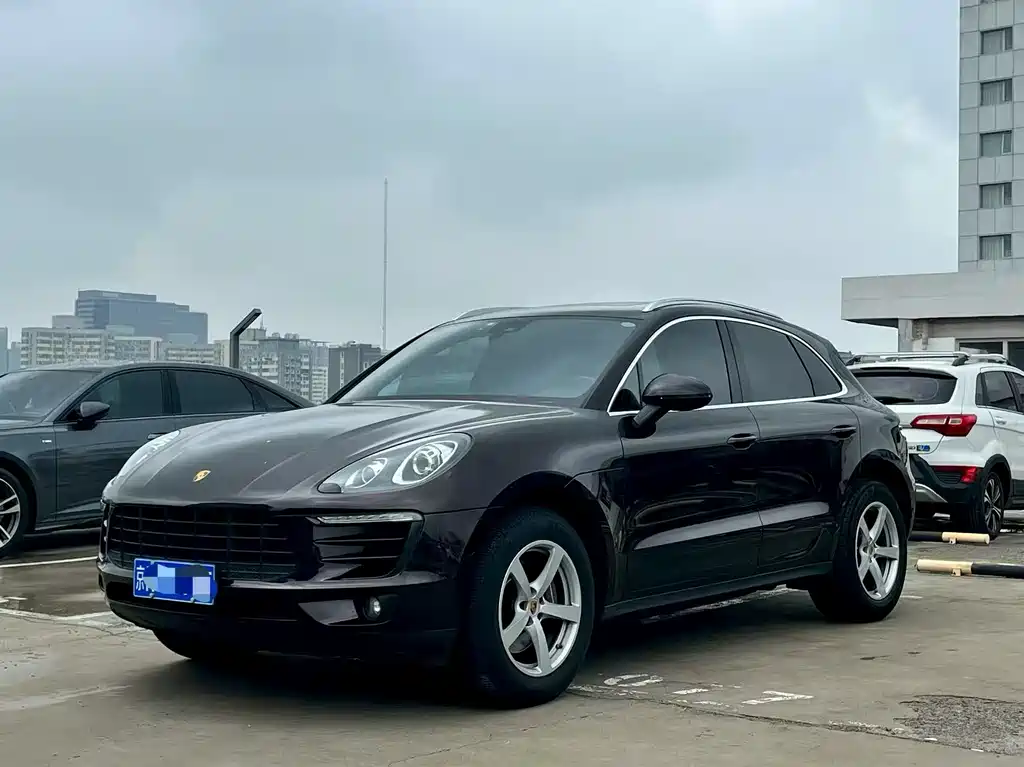 Porsche Macan 2016
