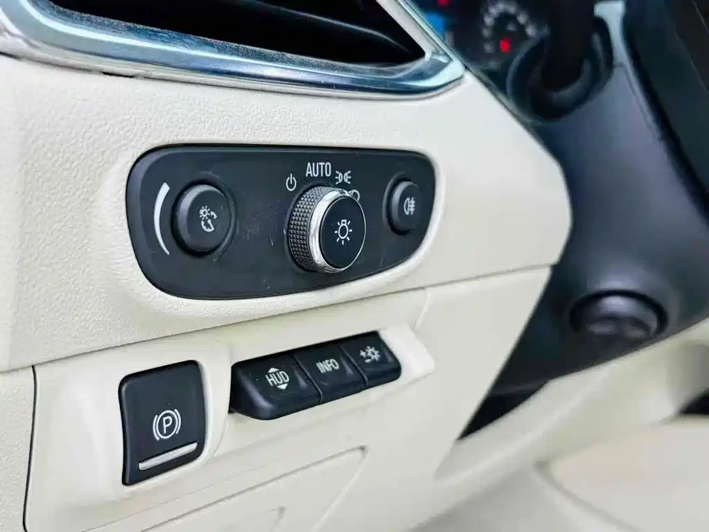 Buick Enclave 2020 — фото 11
