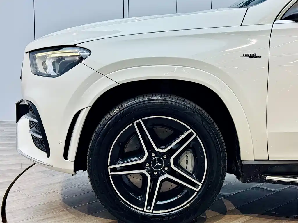 Mercedes-Benz GLE AMG 2020 — фото 30