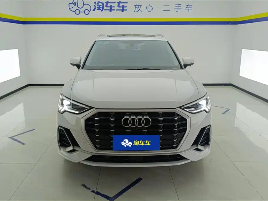 Audi Q3 2021