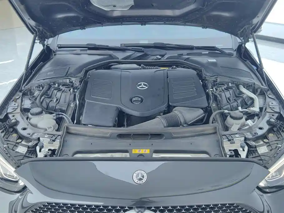 Mercedes-Benz C-Class 2023 — фото 10
