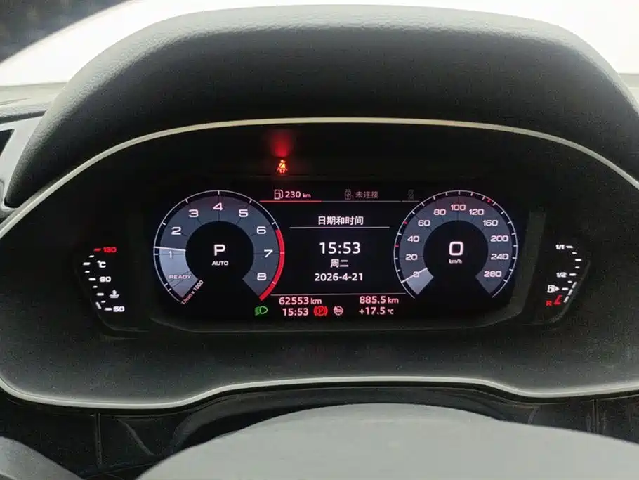 Audi Q3 2021 — фото 14