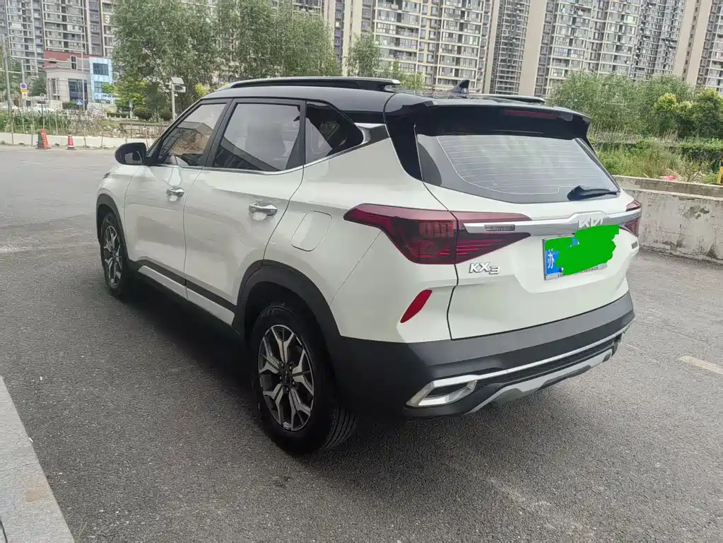 Kia KX3 2021 — фото 3