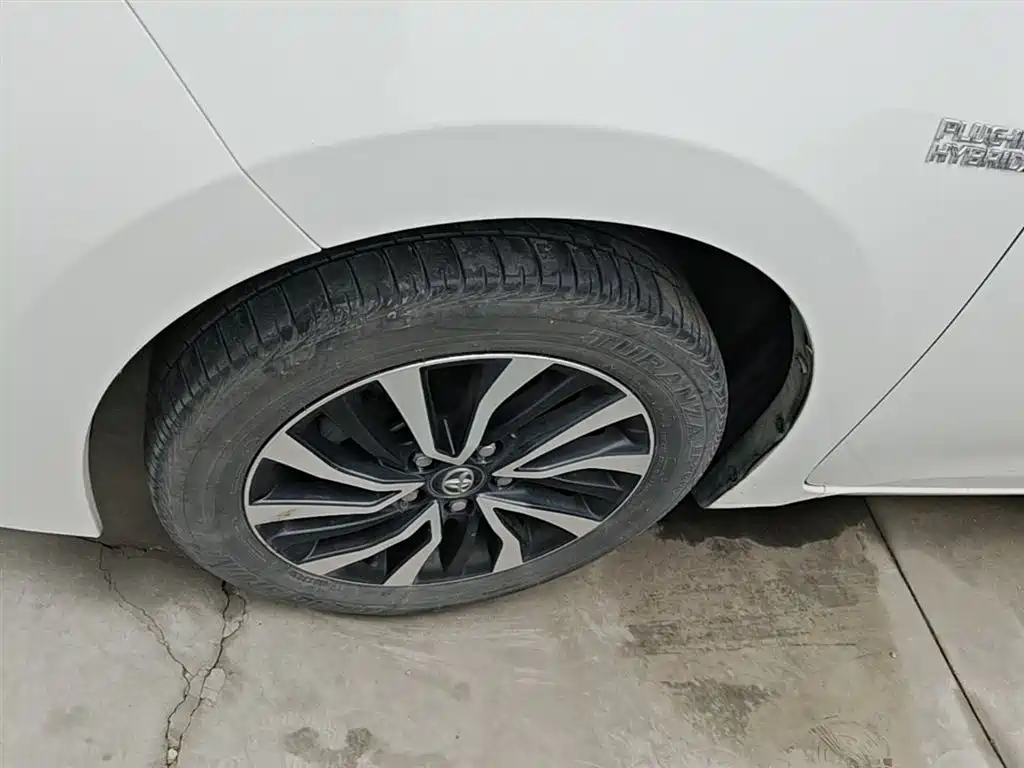 Toyota Corolla Hybrid 2022 — фото 22