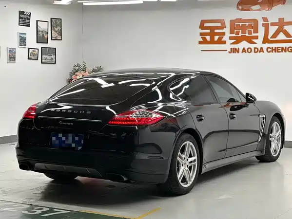 Porsche Panamera 2013