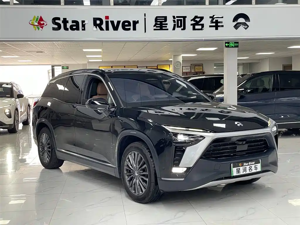 NIO ES8 2022