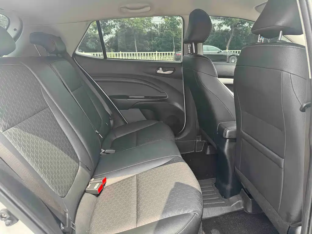 Kia KX1 2019 — фото 19