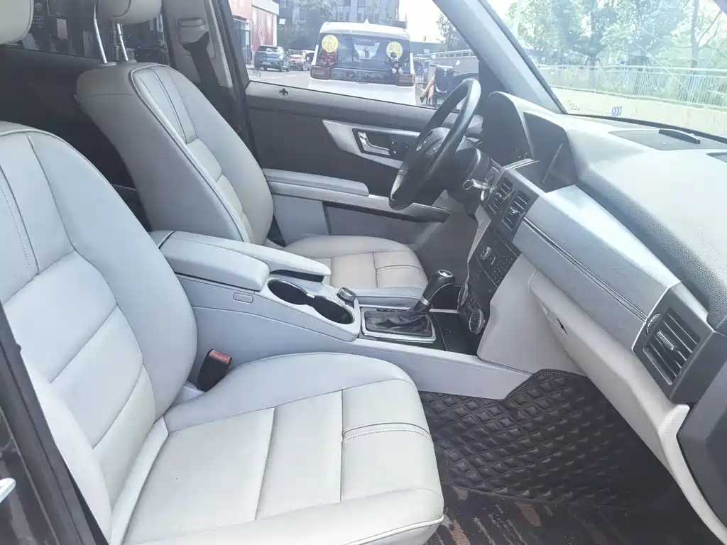 Mercedes-Benz GLK-Class 2010 — фото 10