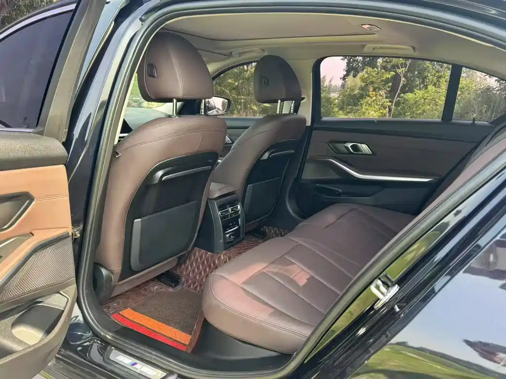 BMW 3 Series 2021