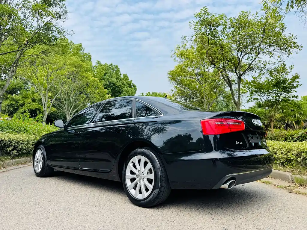 Audi A6L 2015 — фото 13