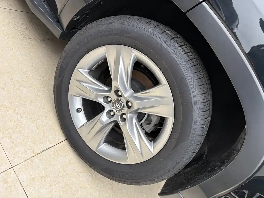 Toyota Highlander 2020