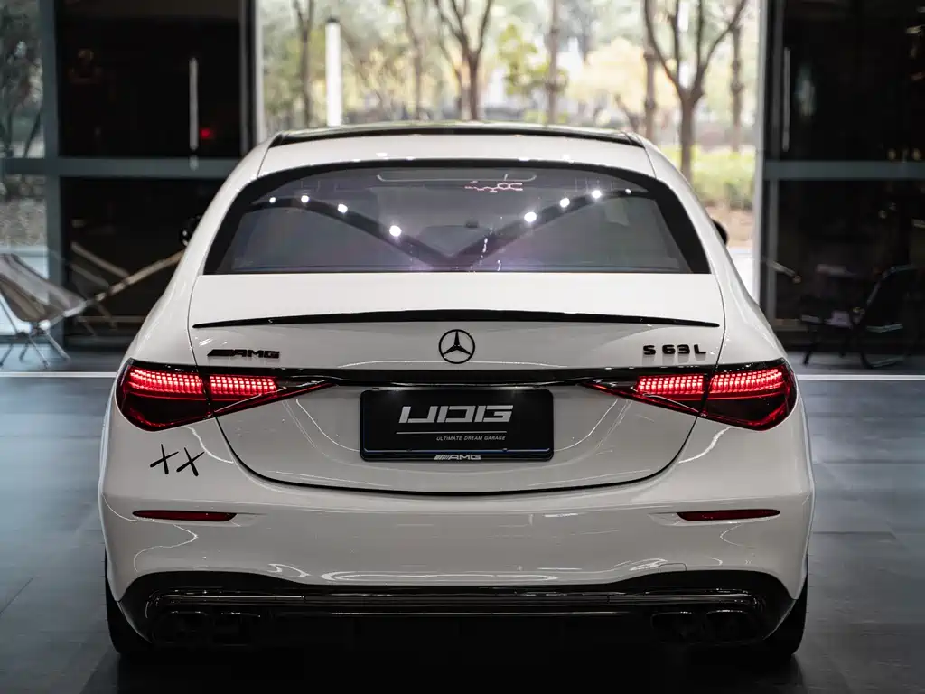 Mercedes-Benz S-Class AMG New Energy 2025 — фото 11