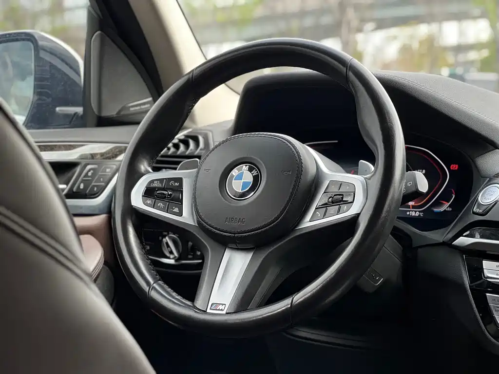 BMW X3 2020 — фото 15