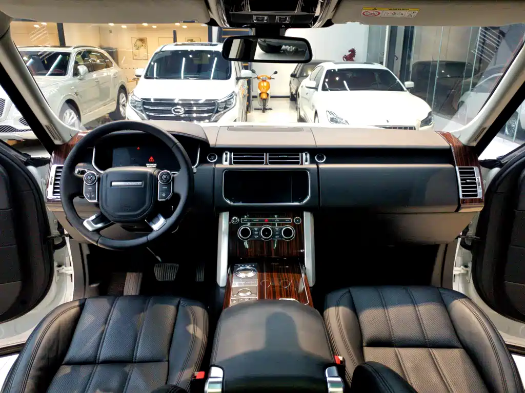 Land Rover Range Rover 2017 — фото 12