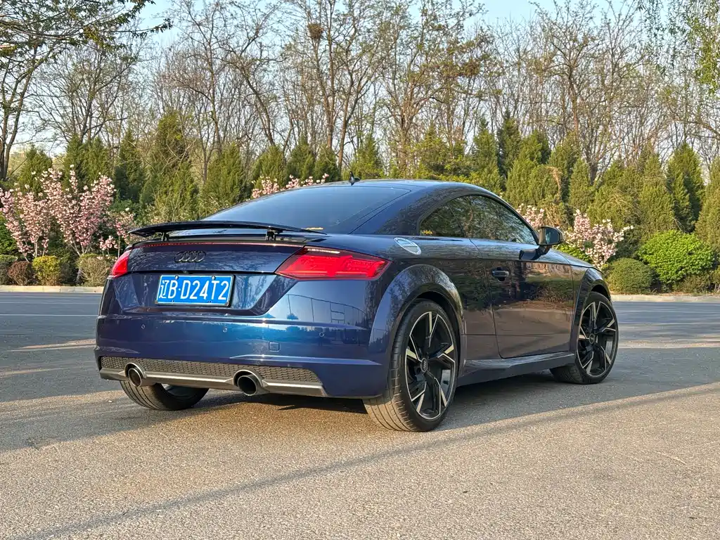 Audi TT 2017 — фото 8