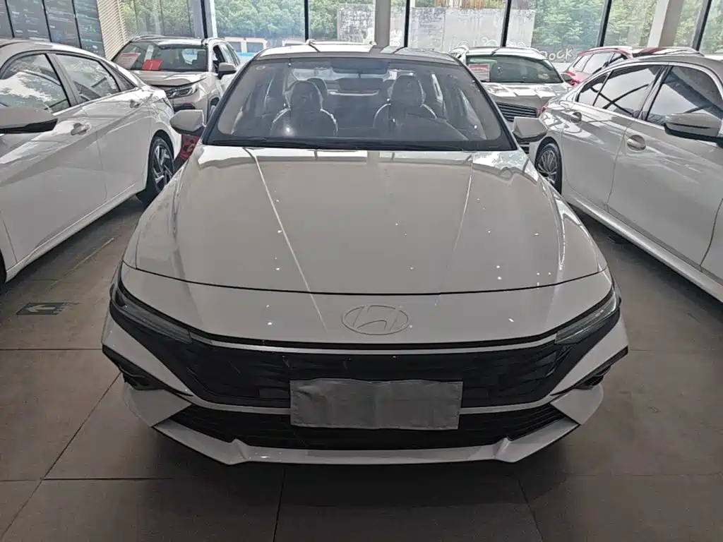 Hyundai Elantra 2026