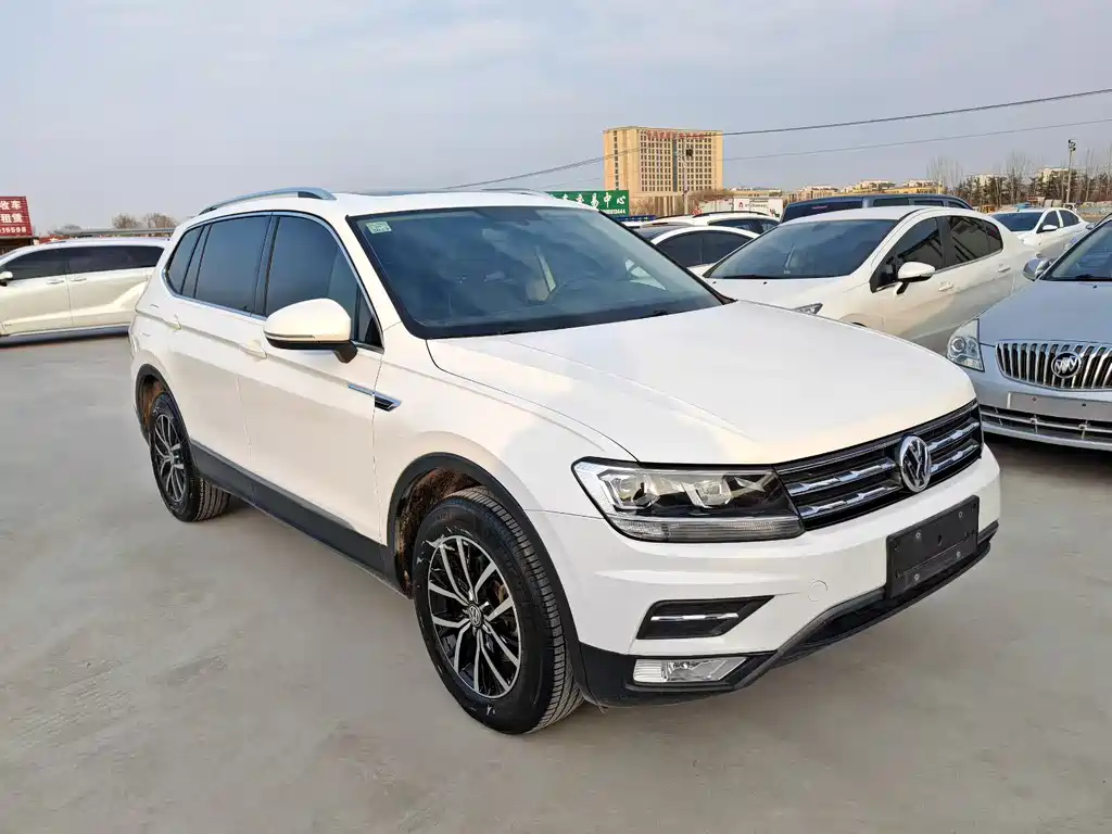 Volkswagen Tiguan L 2019 — фото 3