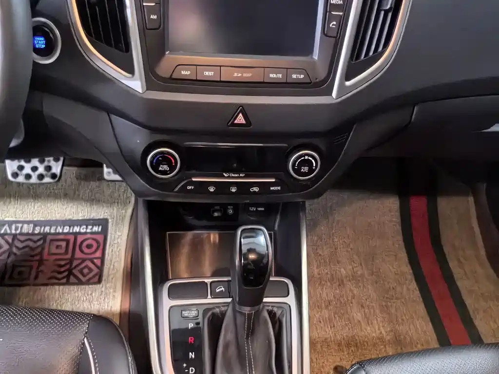 Hyundai ix25 2016 — фото 10