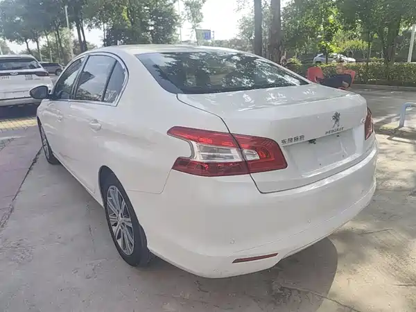 Peugeot 408 2014