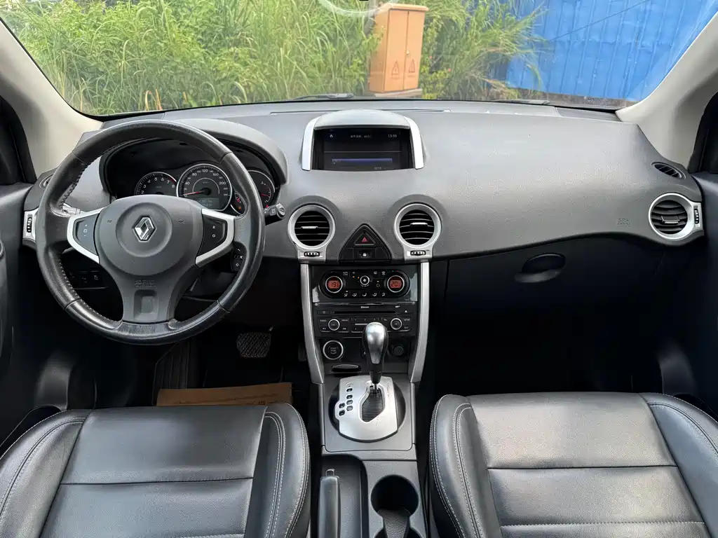Renault Koleos 2014 — фото 11