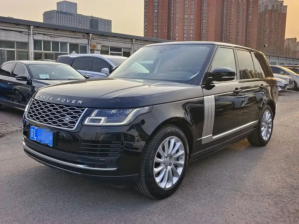 Land Rover Range Rover 2019 — фото 1