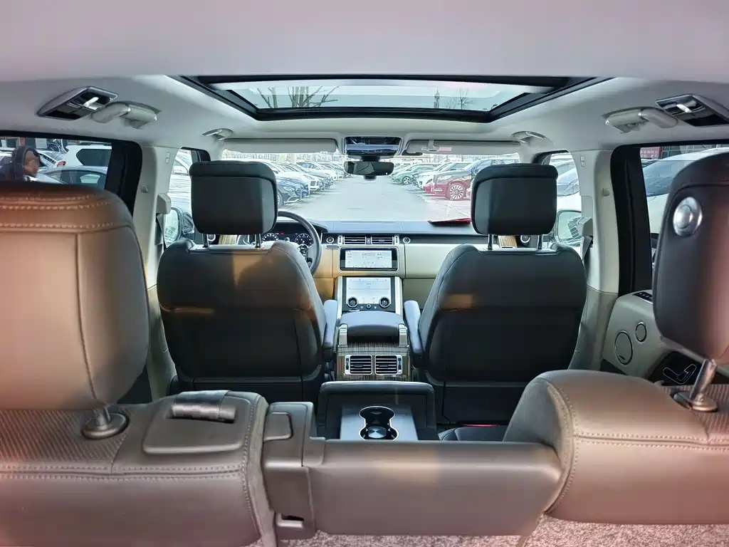Land Rover Range Rover 2019 — фото 14