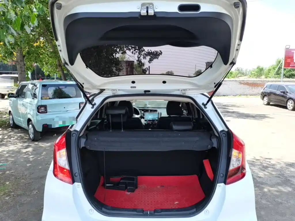 Honda Fit 2018 — фото 19