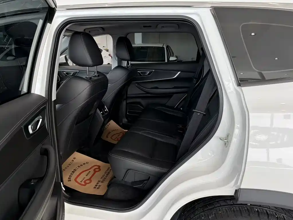 Chery Tiggo 8 2019 — фото 10