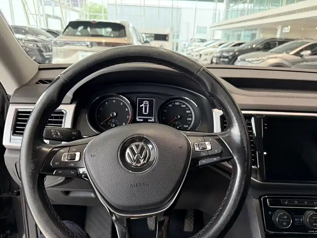 Volkswagen Teramont 2018 — фото 16