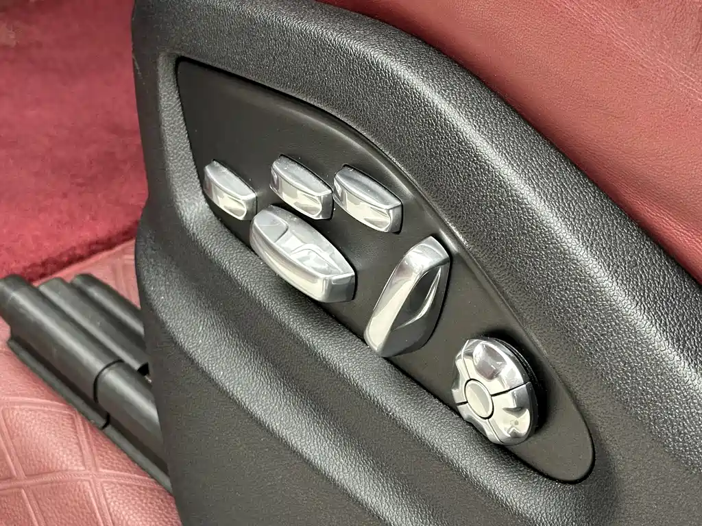 Porsche Cayenne 2021 — фото 21