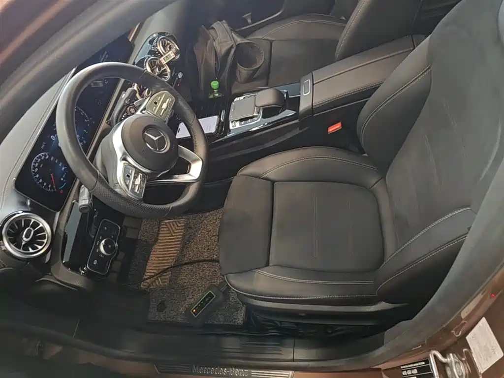 Mercedes-Benz A-Class 2020 — фото 15