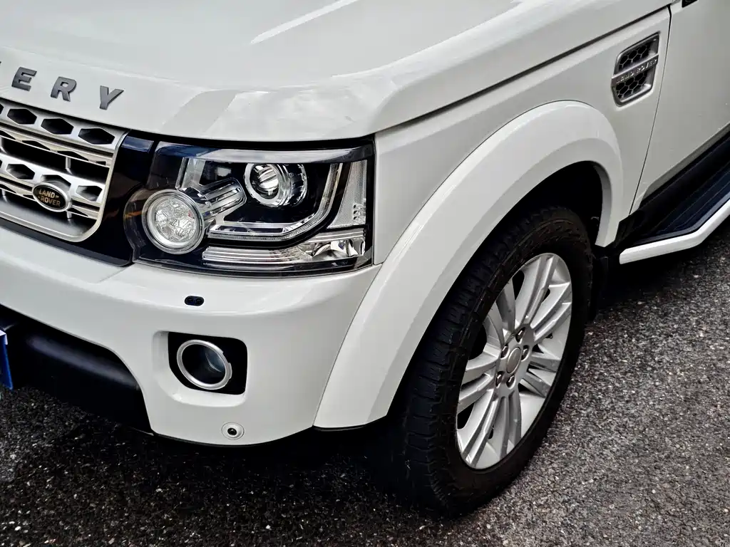Land Rover Discovery 2014 — фото 5