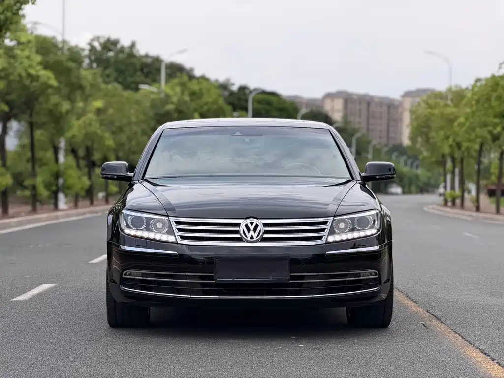 Volkswagen Phaeton 2016